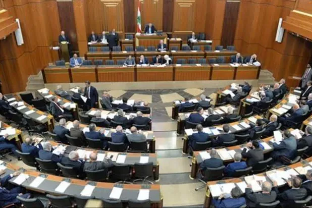 ترابط السلاح والاستثمارات يتصدر نقاشات البرلمان اللبناني