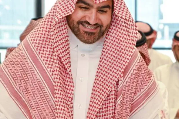 بدر القاضي نائب وزير الرياضة ضمن المشاركين في الجلسات الحوارية (الشرق الأوسط)