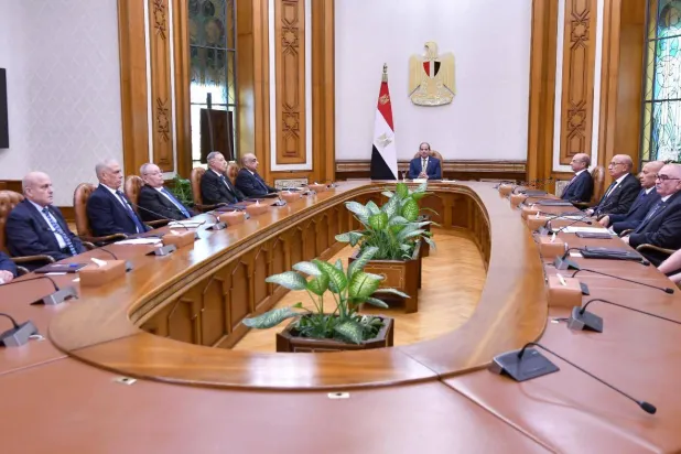 الرئيس المصري عبد الفتاح السيسي في اجتماع أعضاء مجلس القضاء الأعلى في أكتوبر الماضي (الرئاسة المصرية)