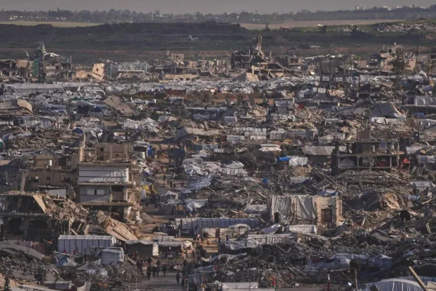 İsrail ordusunun Gazze Şeridi'ne düzenlediği saldırılarda yaşamını yitirenlerin sayısı 71 bini aştı (AP)