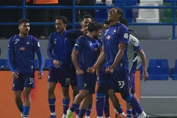 فرحة فتحاوية بهدف التعادل (تصوير: نايف العتيبي)