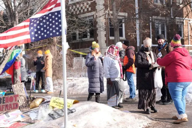 اضراب وتظاهر وثلوج ... في مينيابوليس (آ ب)