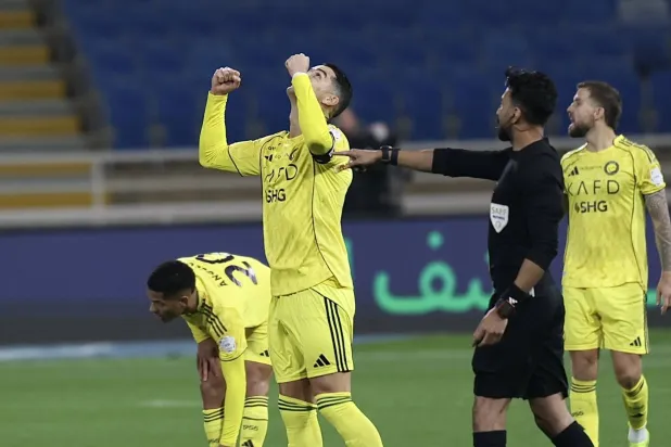 رونالدو محتفلا بعد هدفه في مرمى الخلود (تصوير: عبدالعزيز النومان)