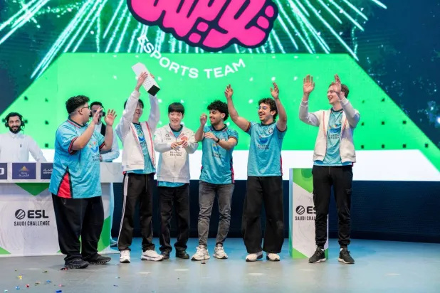 فريق «تويستد مايندز» بطلاً لنهائيات تحدي «إي إس إل» السعودي 2026 (الشرق الأوسط)