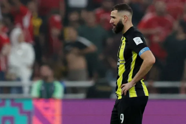 بنزيمة مستمر مع الاتحاد رغم مشكلات عرض التجديد (رويترز)