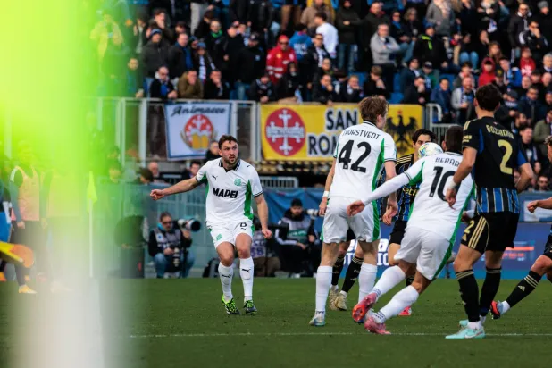 ساسولو هزم بيزا في أرضه (إ.ب.أ)