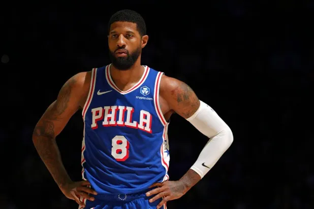 بول جورج نجم فيلادلفيا سفنتي سيكسرز (إن بي إيه)