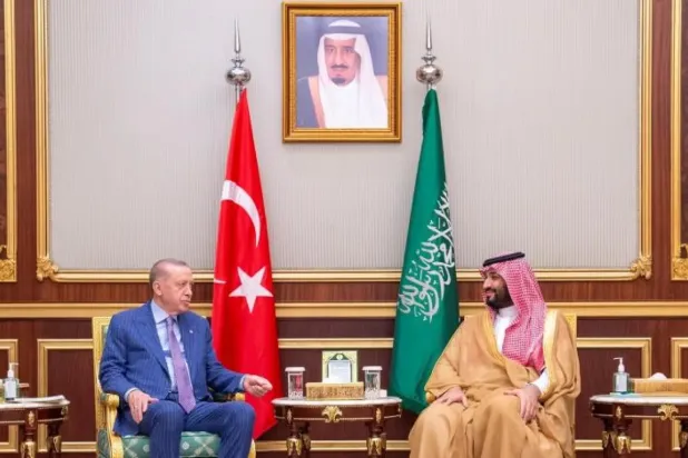 Cumhurbaşkanı Recep Tayyip Erdoğan, Suudi Arabistan Veliaht Prensi Muhammed bin Selman Cidde’deki bir görüşmede (Arşiv_SPA)