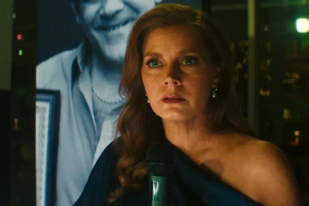 6 kez Oscar'a aday gösterilen 51 yaşındaki Amerikalı aktris Amy Adams, Geliş (Arrival), Dövüşçü (The Fighter) ve Gece Hayvanları (Nocturnal Animals) gibi filmlerdeki rolleriyle tanınıyor (Apple TV) 