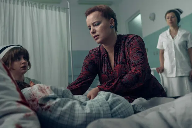 43 yaşındaki Joanna Kulig, Pawel Pawlikowski imzalı Soğuk Savaş'taki (Zimna Wojna) Zula rolüyle de tanınıyor (Netflix)