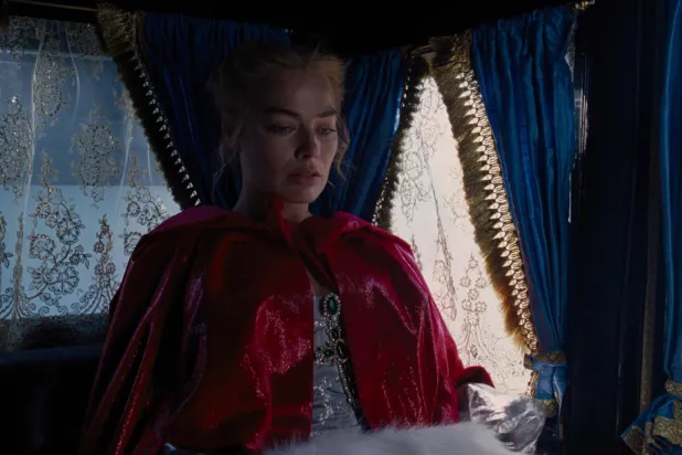 Hem gişe canavarı hem de bağımsız filmlerdeki performanslarıyla tanınan 35 yaşındaki Avustralyalı aktris Margot Robbie, üç kez Oscar, 4 kere Altın Küre Ödülü ve 6 defa da BAFTA'ya aday gösterildi (Warner Bros. Pictures)