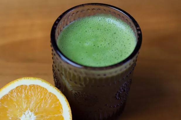 الكلوروفيل مضاد للأكسدة ويُعزز الصحة (بكساباي)