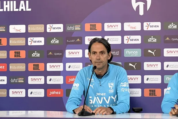 إنزاغي خلال المؤتمر الصحافي (الشرق الأوسط)