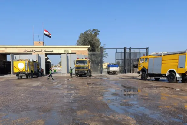 معبر رفح من الجانب المصري (رويترز)