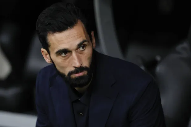 ألفارو أربيلوا مدرب ريال مدريد (إ.ب.أ)