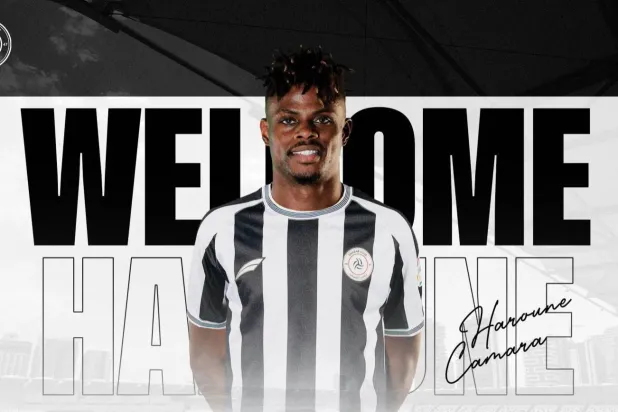 المهاجم هارون كمارا (نادي الشباب)