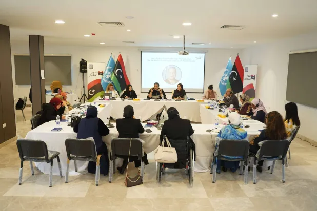 جانب من المشاركات في «مساري الحوكمة والأمن» ضمن «الحوار المُهيكل» الذي ترعاه البعثة الأممية (البعثة)