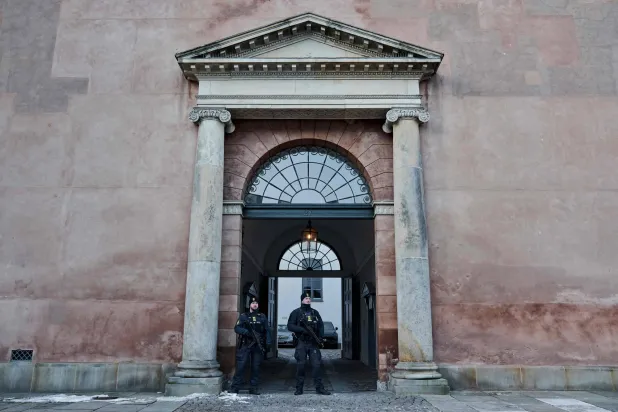 محكمة كوبنهاغن حيث حُكم على الشابين السويديين بالسجن (أ.ف.ب)