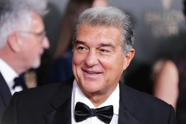 خوان لابورتا رئيس نادي برشلونة (د.ب.أ)