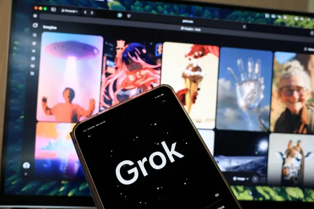 X'in yapay zeka destekli sohbet robotu Grok (AFP)