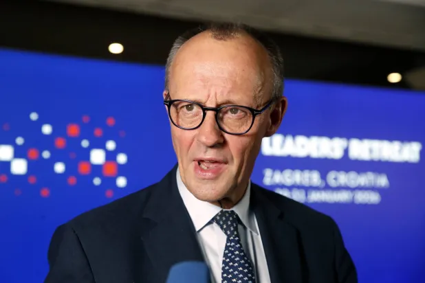 المستشار الألماني فريدريش ميرتس يحضر اجتماعاً في زغرب بكرواتيا يوم 30 يناير 2026 (إ.ب.أ) 