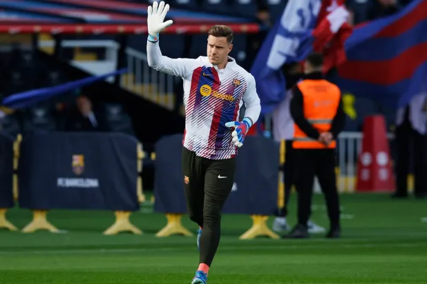 حارس المرمى الدولي الألماني مارك أندريه تير شتيغن (رويترز)