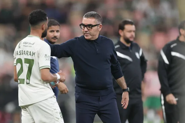  التونسي جلال قادري مدرب فريق الحزم (تصوير: عدنان مهدلي) 