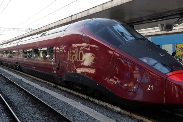 İtalyan polisi olası sabotaj olayını araştırıyor (Reuters)