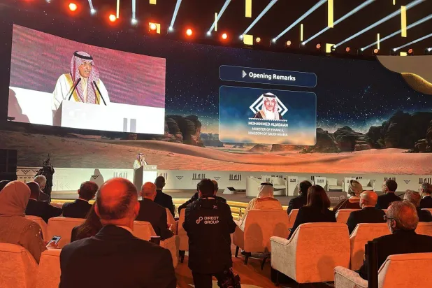 وزير المالية خلال كلمته الافتتاحية في المؤتمر (الشرق الأوسط)