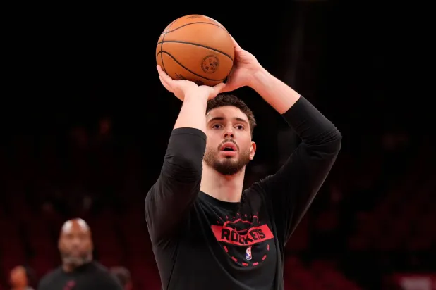 لاعب الارتكاز التركي لنادي هيوستن روكتس ألبيرين شنغون (أ.ب)