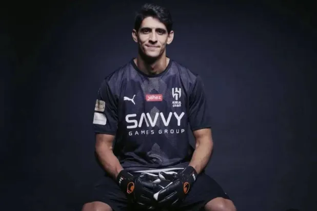 الحارس المغربي ياسين بونو (نادي الهلال)