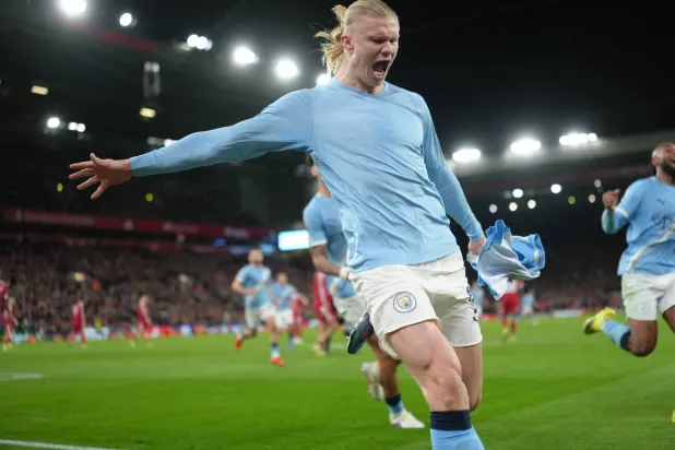 إرلينغ هالاند نجم فريق مانشستر سيتي (أ.ب)