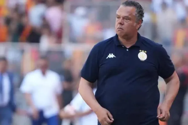 ماهر الكنزاري مدرب الترجي المقال (نادي الترجي)