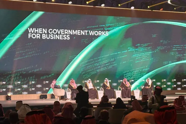 During a ministerial session, Saudi ministers emphasized that the partnership between PIF and the private sector is the main engine of Saudi Arabia’s economic transformation. (Asharq Al-Awsat)