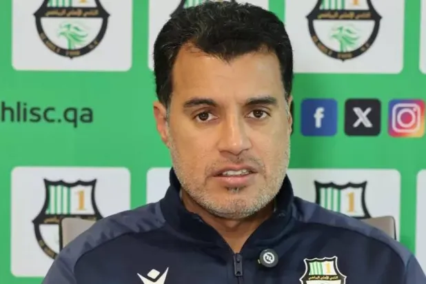 يونس علي مدرب الأهلي القطري (النادي الأهلي)