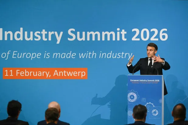 ماكرون يلقي خطاباً خلال قمة الصناعة الأوروبية في أنتويرب - بلجيكا 11 فبراير 2026 (أ.ف.ب)