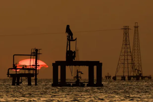 Oil platforms and pumpjacks at Lake Maracaibo, in Cabimas, Venezuela, January 26, 2026. REUTERS/Leonardo Fernandez Viloria/File Photo 