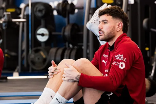 آلام مفصل القدم غيبت ثيو هيرنانديز (نادي الهلال)