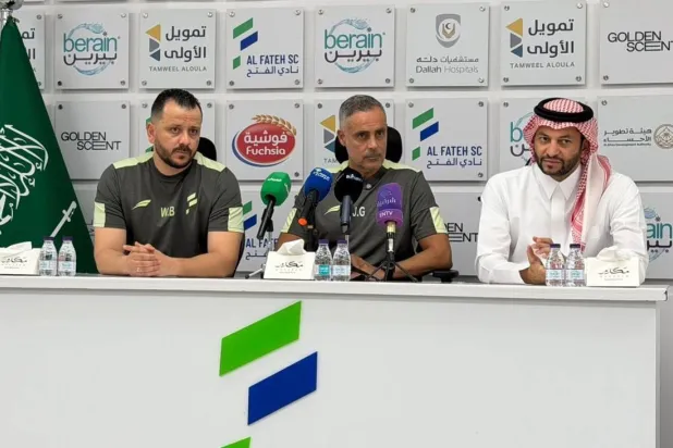 غوميز مدرب فريق الفتح في المؤتمر الصحافي (الشرق الأوسط) 