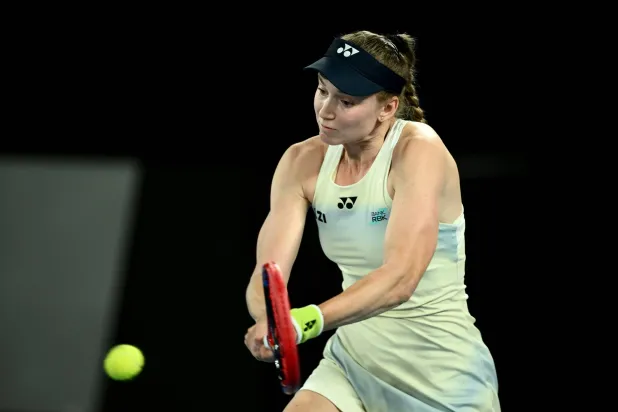 الكازخستانية إيلينا ريباكينا (د.ب.أ)