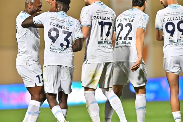 الأخدود تقدم بالنتيجة لكنه خسر المباراة (تصوير: عبد العزيز النومان) 