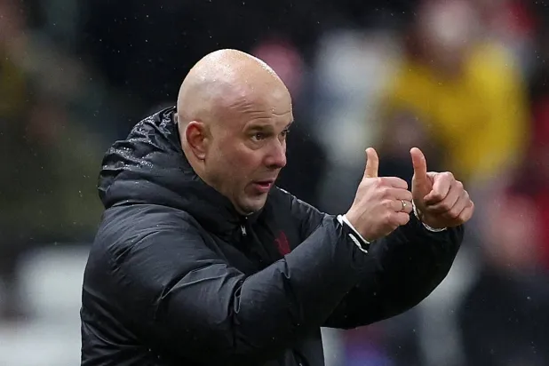 Soccer Football - Premier League - Sunderland v Liverpool - Stadium of Light, Sunderland, Britain - February 11, 2026 Liverpool manager Arne Slot reacts REUTERS/Scott Heppell  
