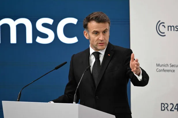 الرئيس الفرنسي إيمانويل ماكرون في مؤتمر ميونيخ الأمني ​​الثاني والستين (أ.ف.ب)