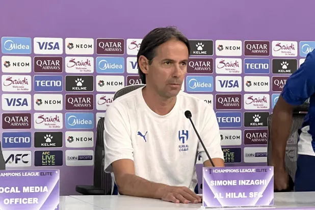 إنزاغي: ليوناردو قد لا يكون موجوداً في «الآسيوية»