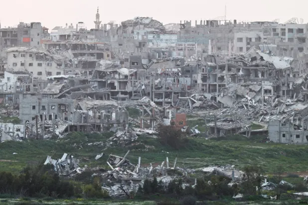 جانب من الدمار جراء الغارات الإسرائيلية على قطاع غزة (رويترز)