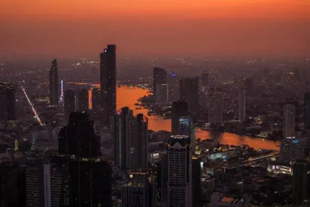أفق مدينة بانكوك في تايلاند (رويترز)