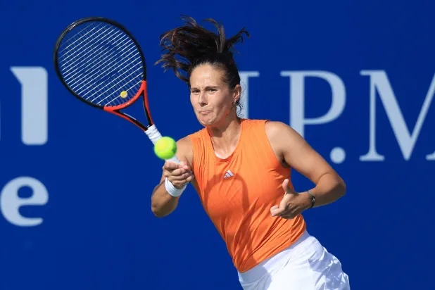 الأسترالية داريا كاستاكينا إلى الدور الثاني من «بطولة دبي للتنس» (رويترز)