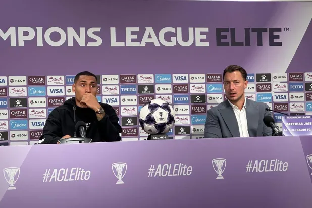 ماتياس يايسله مدرب الأهلي (الشرق الأوسط)