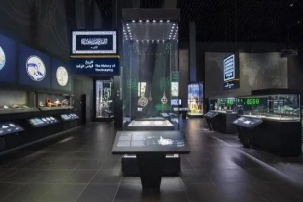 مركز خادم الحرمين الشريفين للأهلة وعلوم الفلك في أعلى برج ساعة مكة المكرمة (واس)