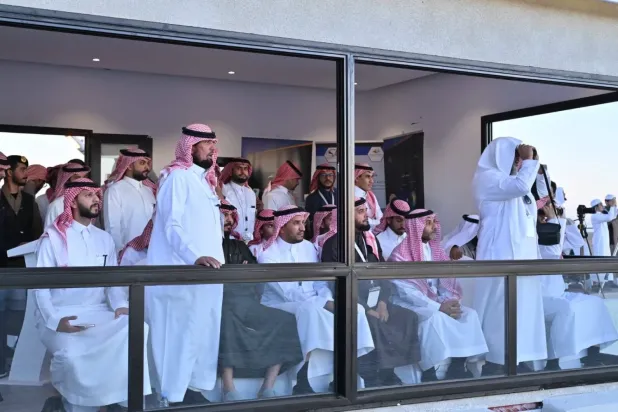 Ramazan ayı hilalinin, Majmaah Üniversitesi bünyesindeki Hawtat Sudair Astronomi Gözlemevi’nde gözlemlendiği an.